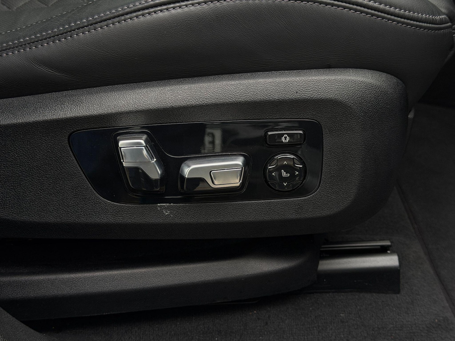 Used BMW x6 M 2024 for sale - 76620026: Photo 52