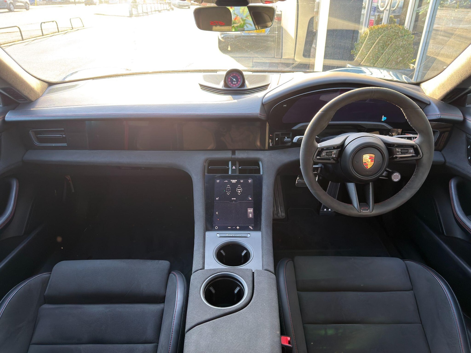 Used Porsche Taycan 2022 for sale - 77203940: Photo 12