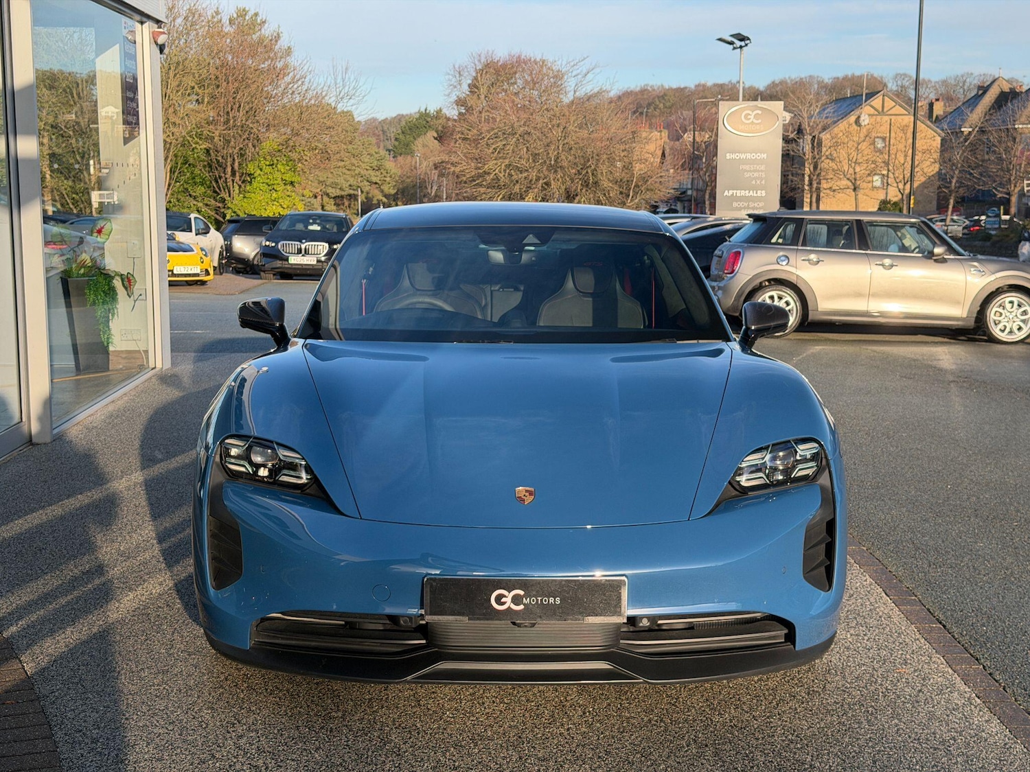 Used Porsche Taycan 2022 for sale - 77203940: Photo 3