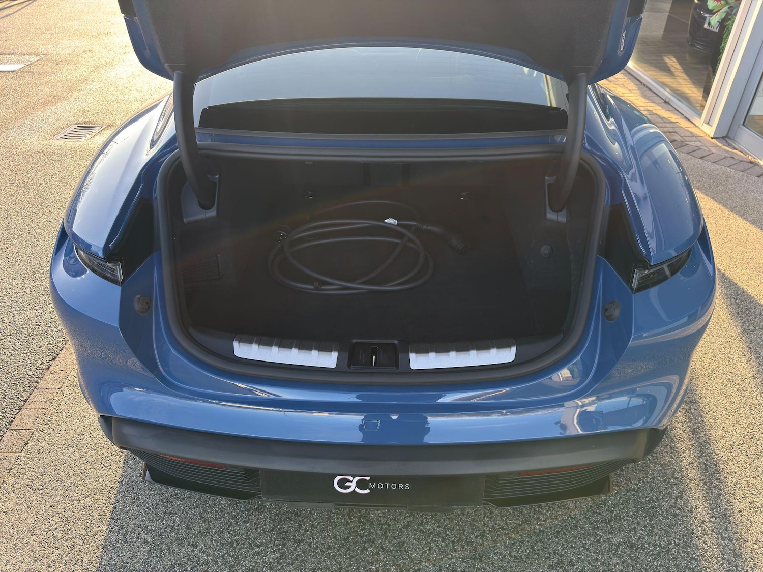 Used Porsche Taycan 2022 for sale - 77203940: Photo 44