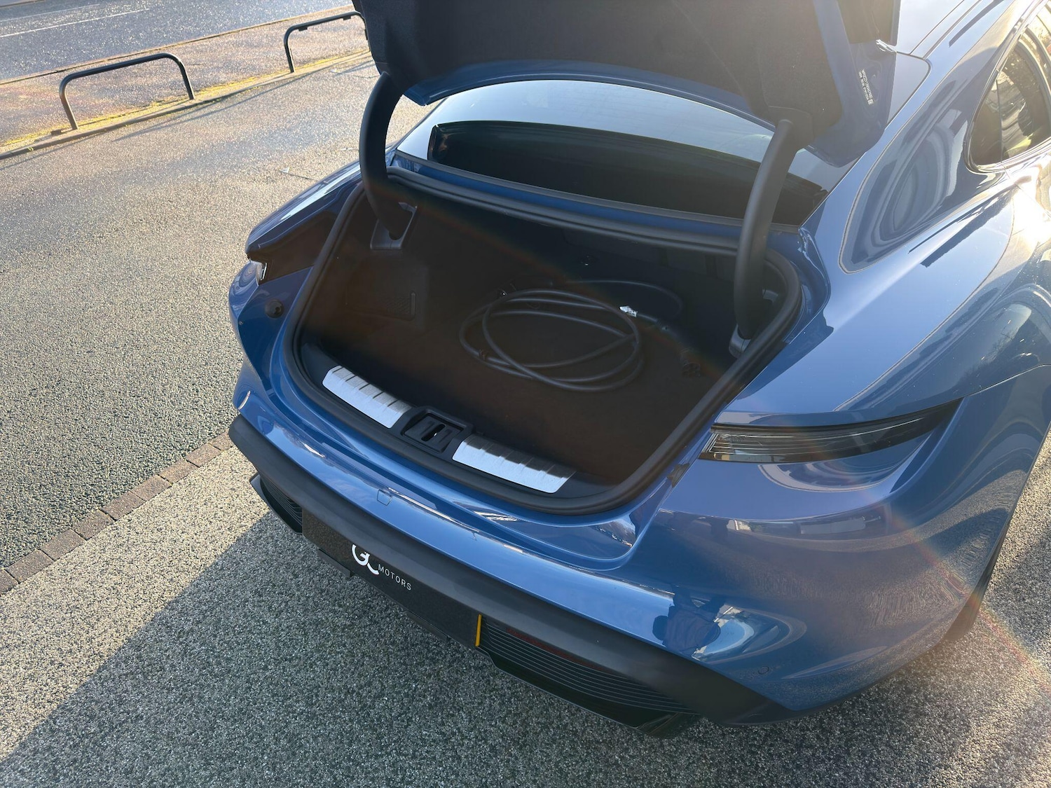 Used Porsche Taycan 2022 for sale - 77203940: Photo 45