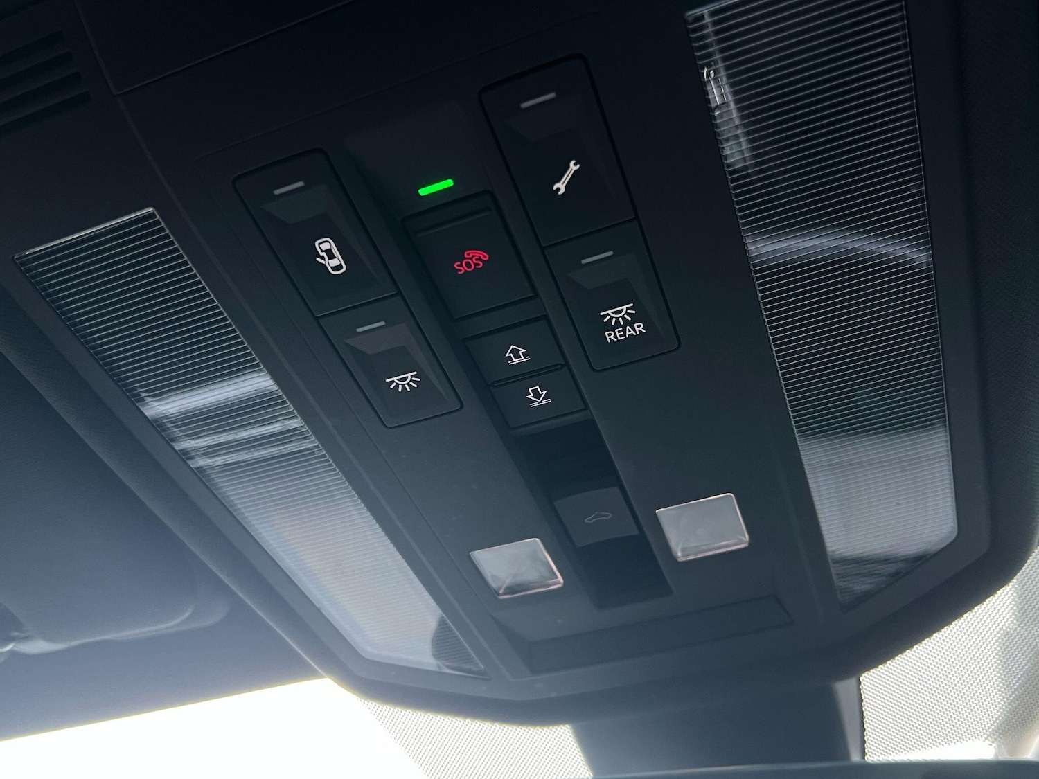 Used Volkswagen Touareg 2021 for sale - 77029565: Photo 31