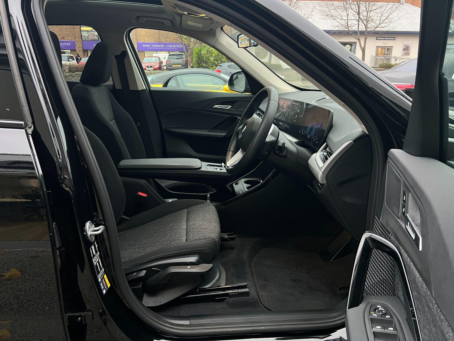 Used BMW iX1 2025 for sale - 76512387: Photo 13