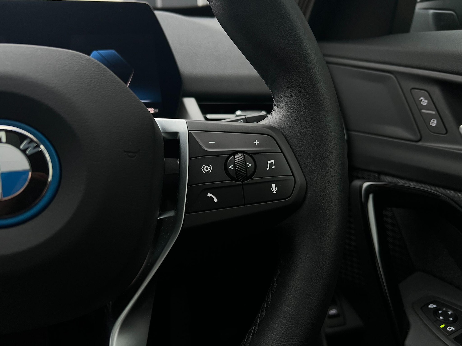 Used BMW iX1 2025 for sale - 76512387: Photo 23