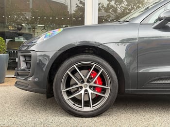 Used Porsche Macan 2023 for sale - 79658236: Photo