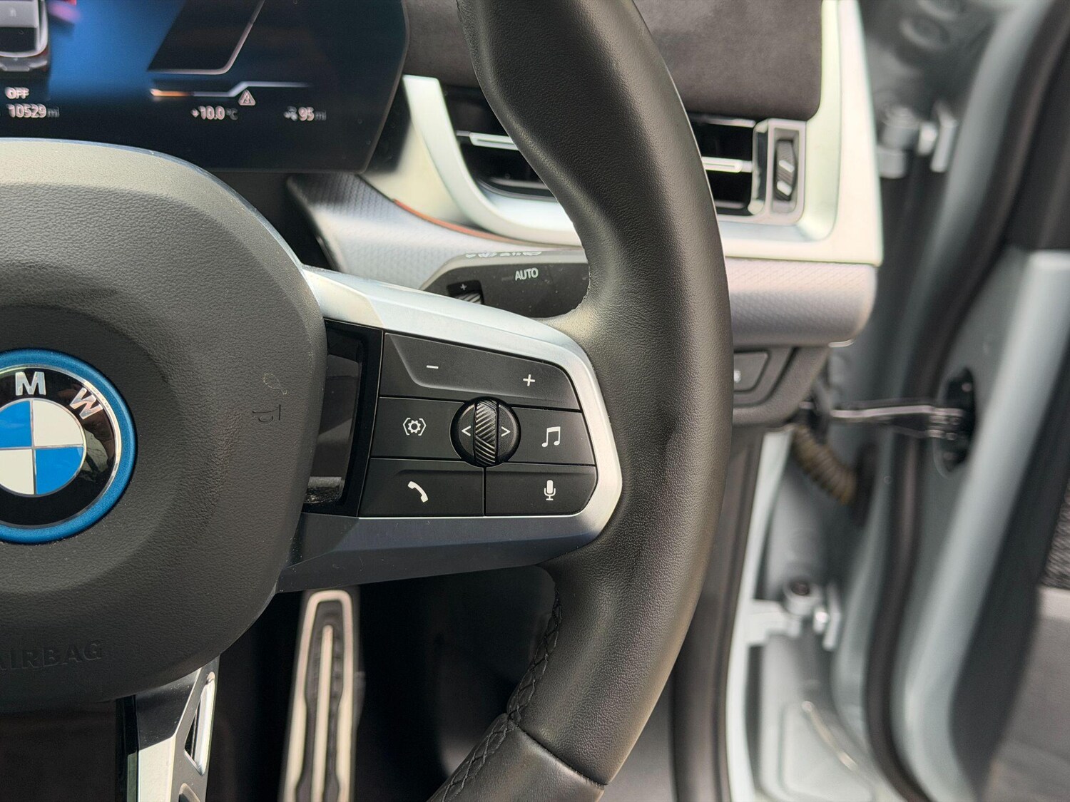 Used BMW iX2 2025 for sale - 77909304: Photo 25