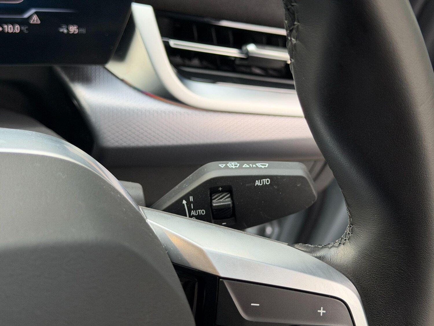 Used BMW iX2 2025 for sale - 77909304: Photo 27