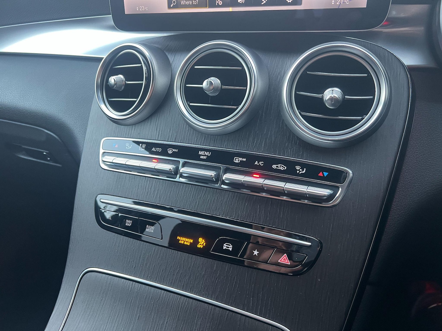 Used Mercedes-Benz GLC 2022 for sale - 77029255: Photo 30