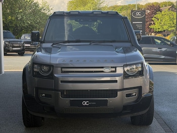 Used Land Rover Defender 2023 for sale - 79532722: Photo
