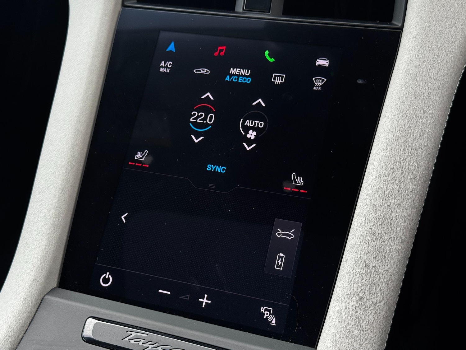 Used Porsche Taycan 2023 for sale - 76457511: Photo 57