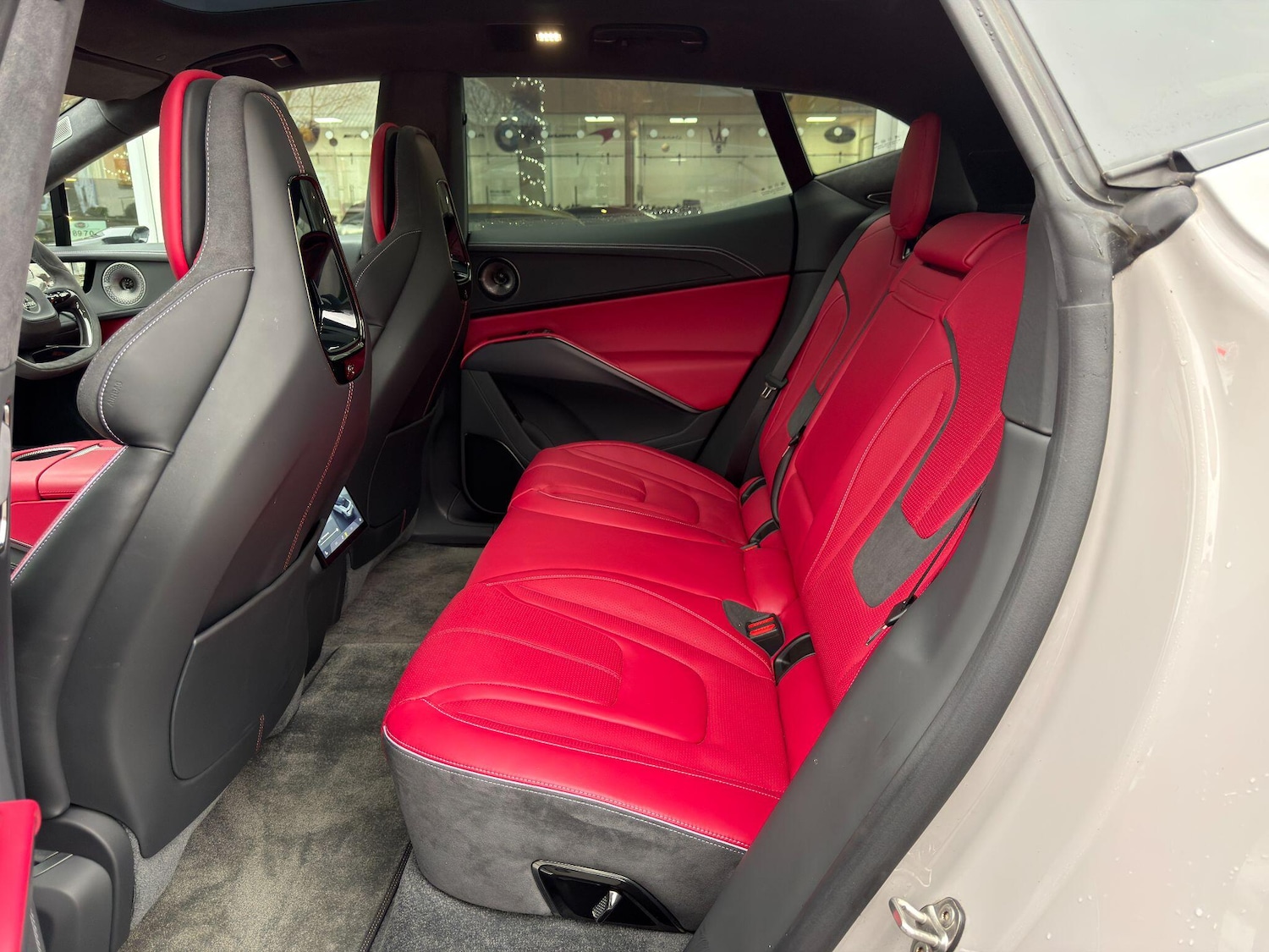 Used Lotus Eletre 2023 for sale - 77081475: Photo 24