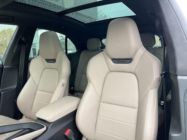 Used Porsche Macan 2024 for sale - 76326669: Photo 16