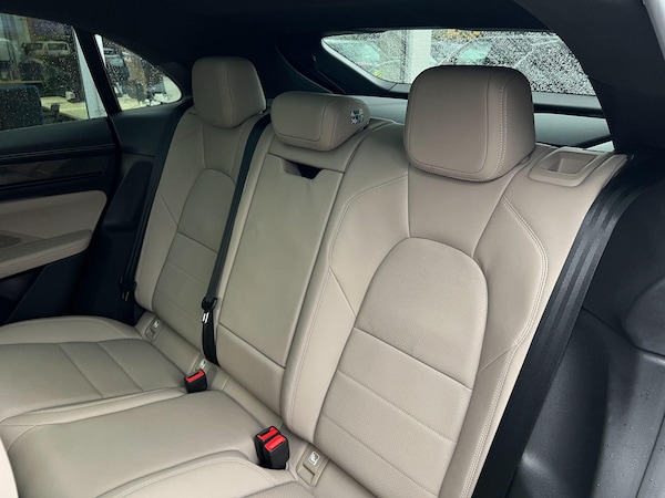 Used Porsche Macan 2024 for sale - 76326669: Photo 17