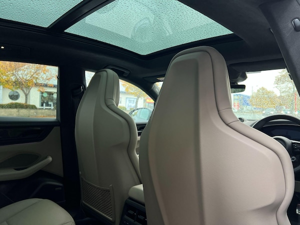 Used Porsche Macan 2024 for sale - 76326669: Photo 21