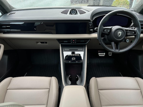 Used Porsche Macan 2024 for sale - 76326669: Photo 64