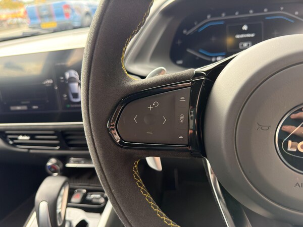 Used Lotus Emira 2024 for sale - 76214739: Photo 17