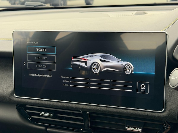Used Lotus Emira 2024 for sale - 76214739: Photo 42