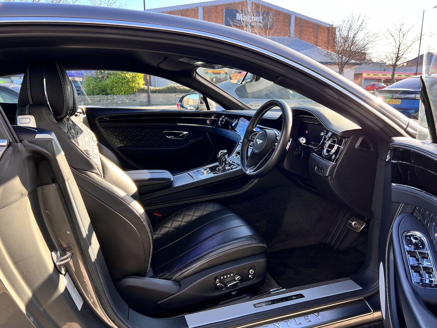 Used Bentley Continental 2018 for sale - 76865510: Photo 33