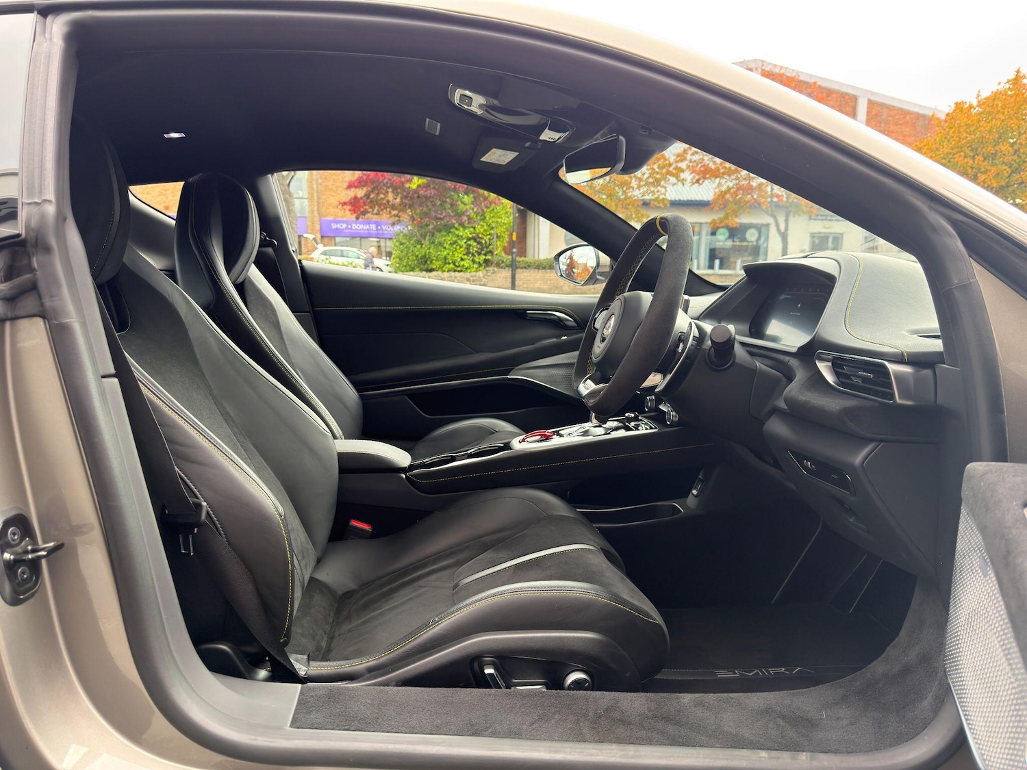 Used Lotus Emira 2024 for sale - 76801689: Photo 13