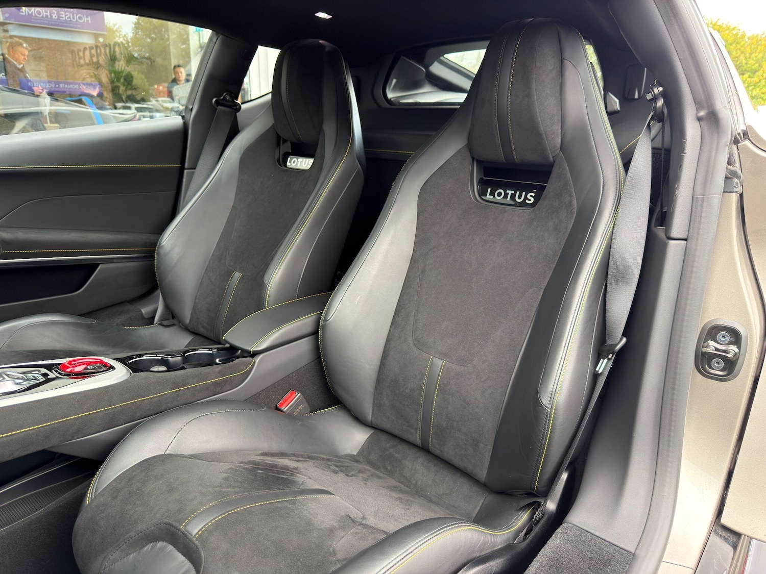 Used Lotus Emira 2024 for sale - 76801689: Photo 15