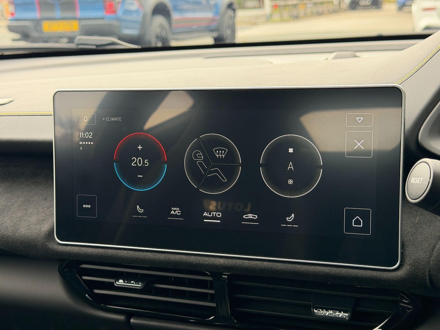 Used Lotus Emira 2024 for sale - 76801689: Photo 29