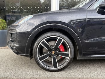 Used Porsche Cayenne 2020 for sale - 79712503: Photo
