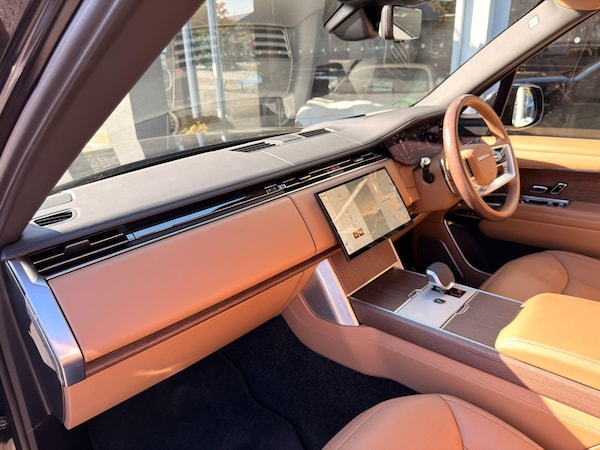 Used Land Rover Range Rover 2024 for sale - 76270695: Photo 10