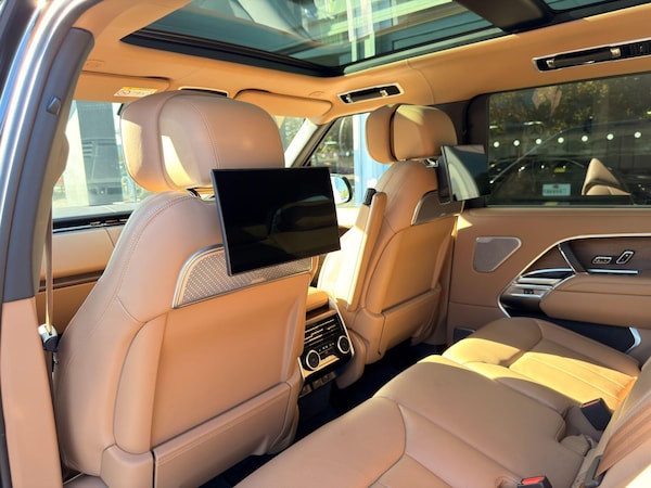 Used Land Rover Range Rover 2024 for sale - 76270695: Photo 17