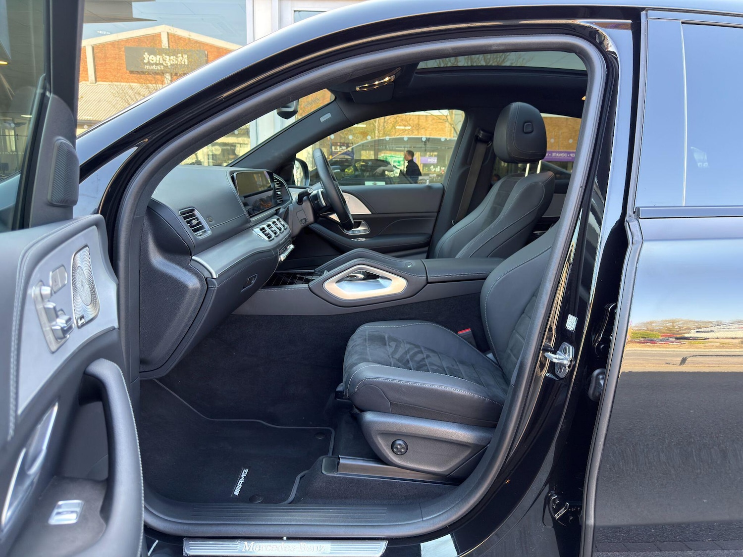 Used Mercedes-Benz GLE 2025 for sale - 78170150: Photo 13