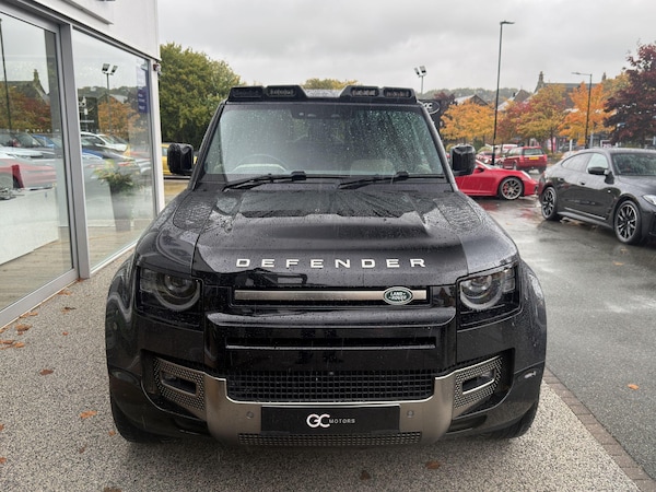 Used Land Rover Defender 90 2022 for sale - 75140195: Photo 4