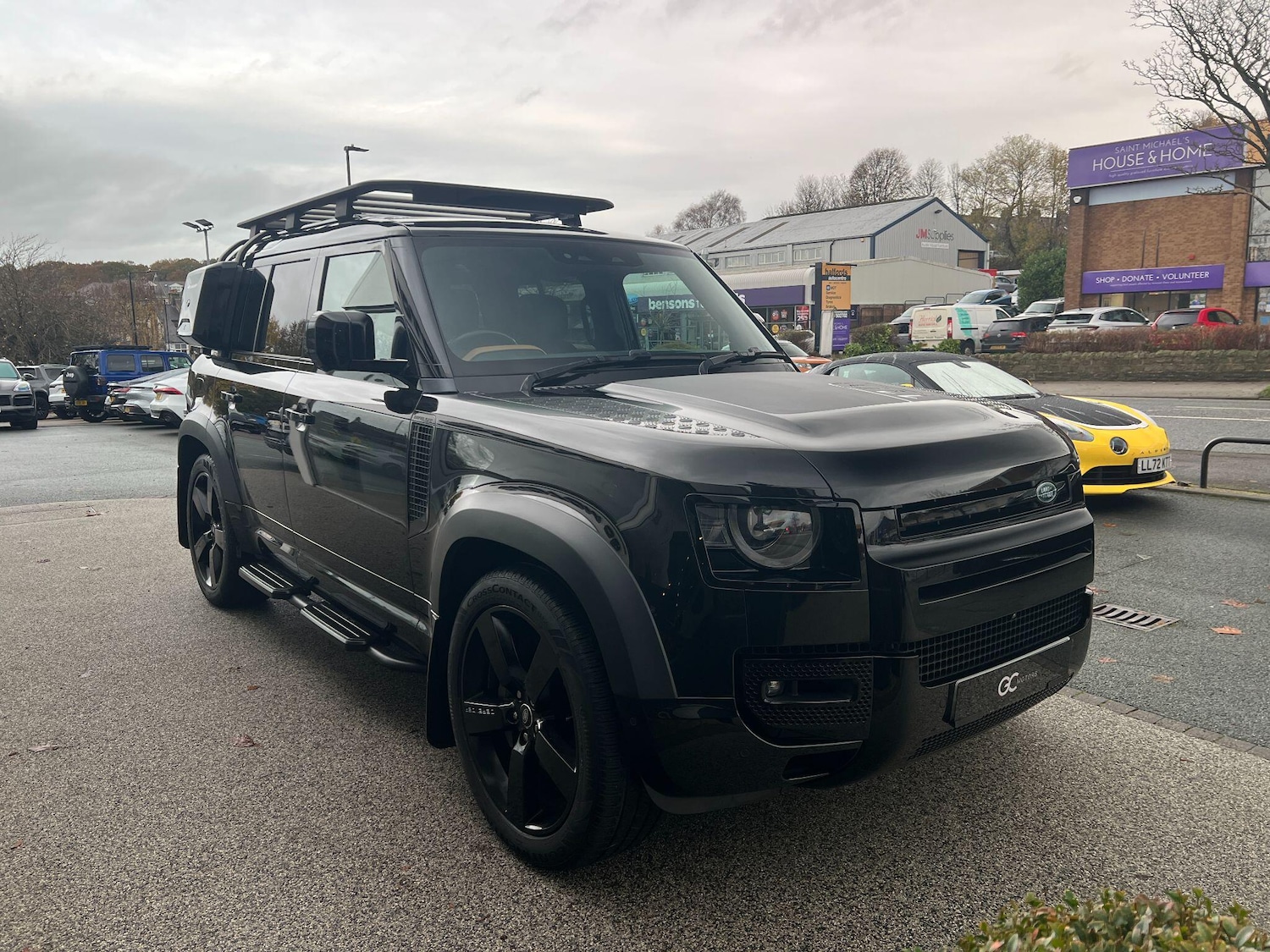 Used Land Rover Defender 2022 for sale - 76549604: Photo 12