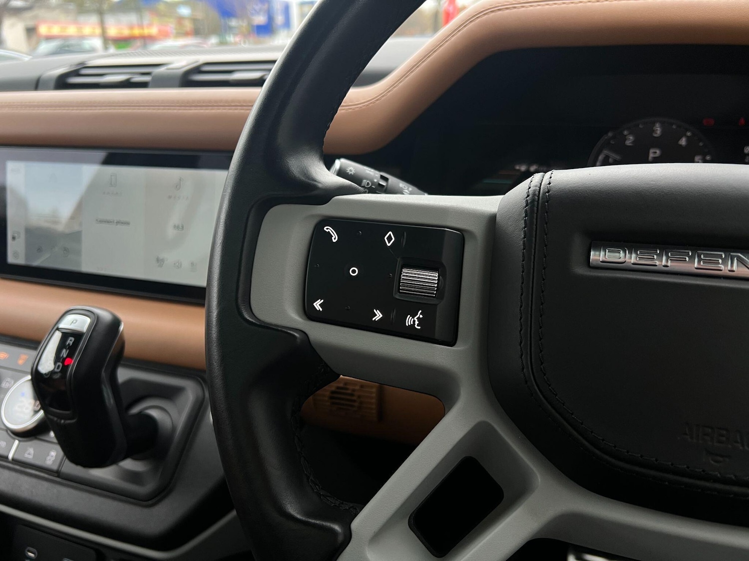 Used Land Rover Defender 2022 for sale - 76549604: Photo 20