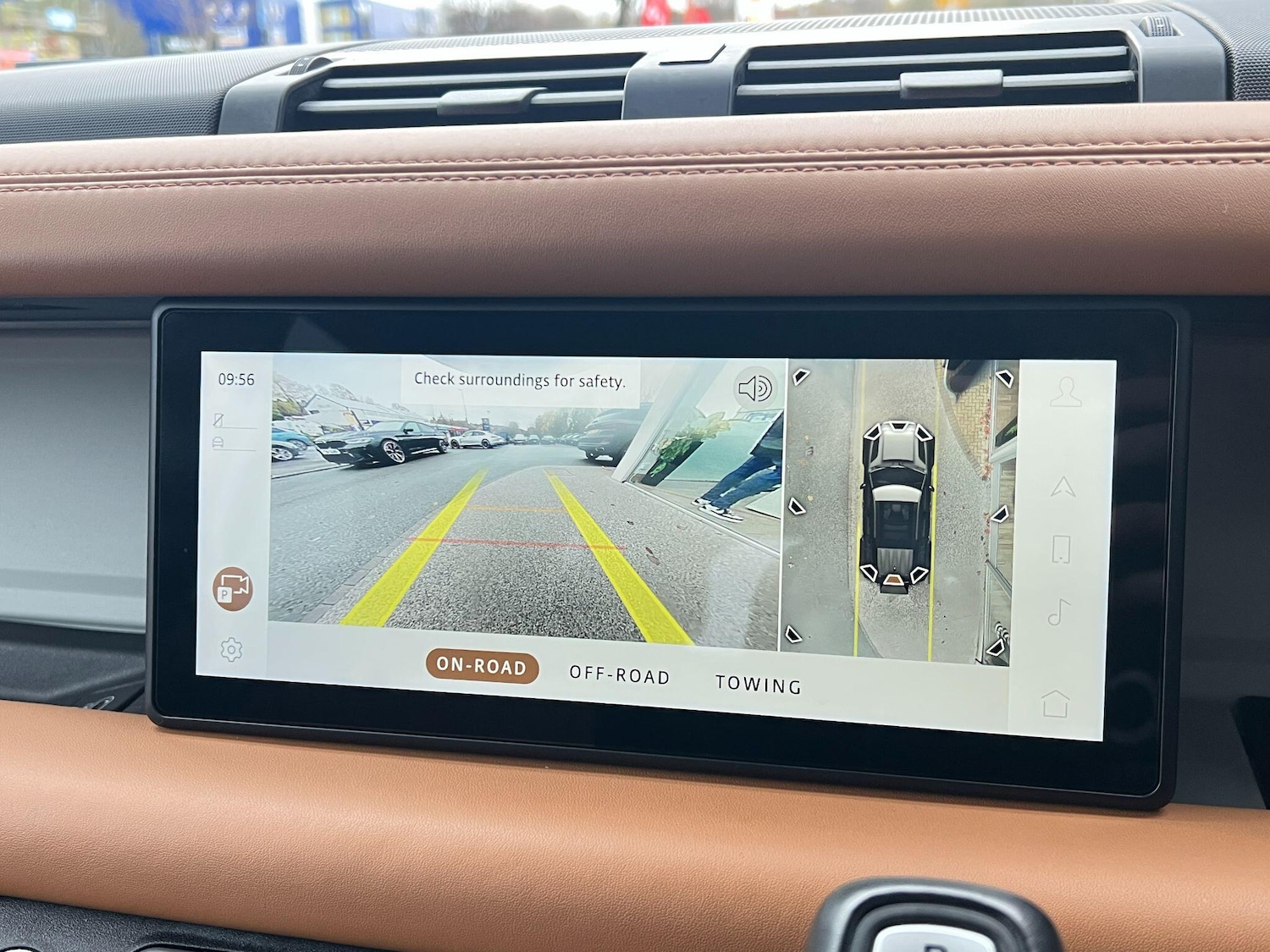 Used Land Rover Defender 2022 for sale - 76549604: Photo 37