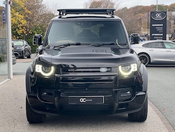 Used Land Rover Defender 2022 for sale - 76549604: Photo