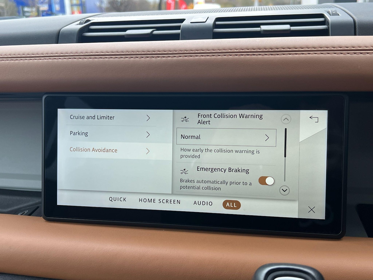 Used Land Rover Defender 2022 for sale - 76549604: Photo 43