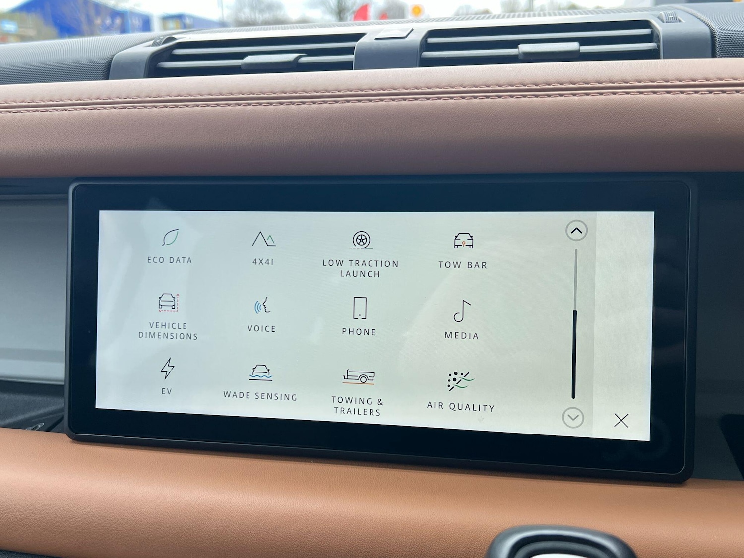 Used Land Rover Defender 2022 for sale - 76549604: Photo 48