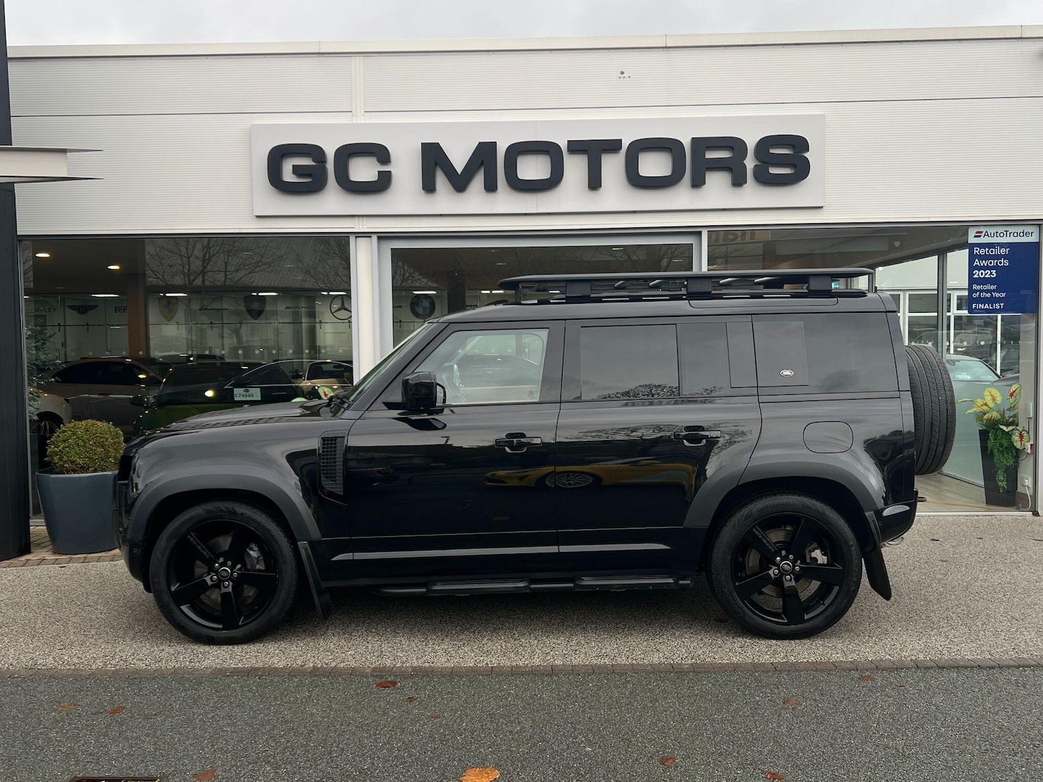 Used Land Rover Defender 2022 for sale - 76549604: Photo 5