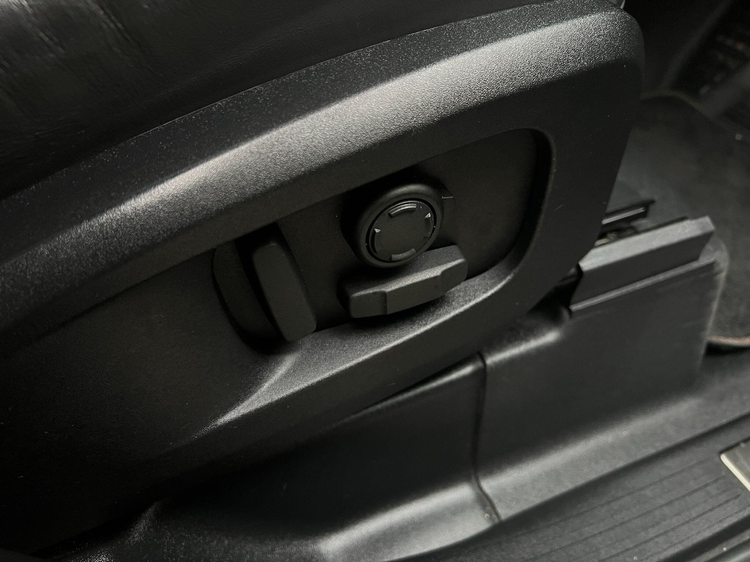 Used Land Rover Defender 2022 for sale - 76549604: Photo 57