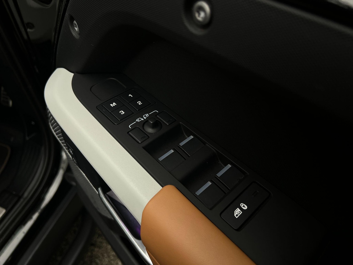 Used Land Rover Defender 2022 for sale - 76549604: Photo 59