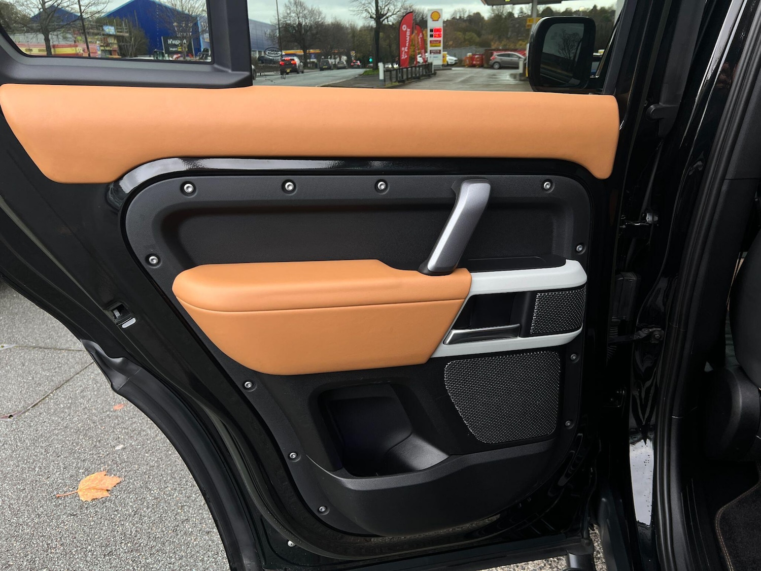 Used Land Rover Defender 2022 for sale - 76549604: Photo 64