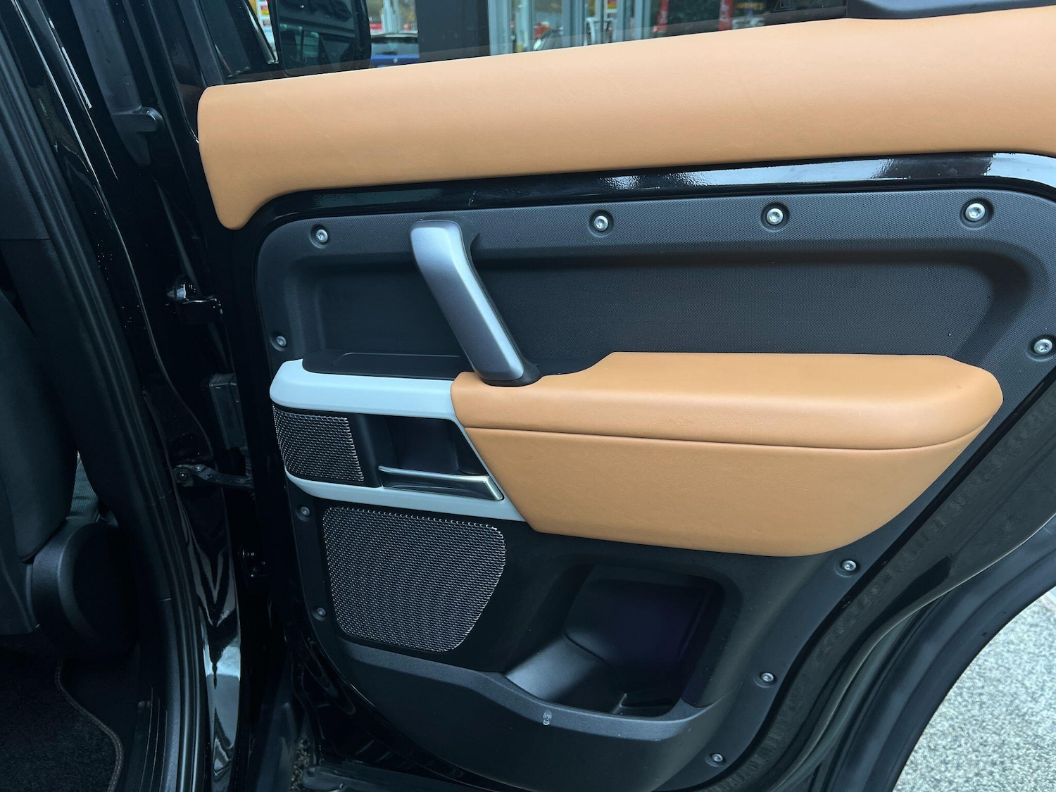 Used Land Rover Defender 2022 for sale - 76549604: Photo 66