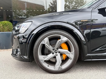 Used Audi e-tron S 2023 for sale - 79532186: Photo