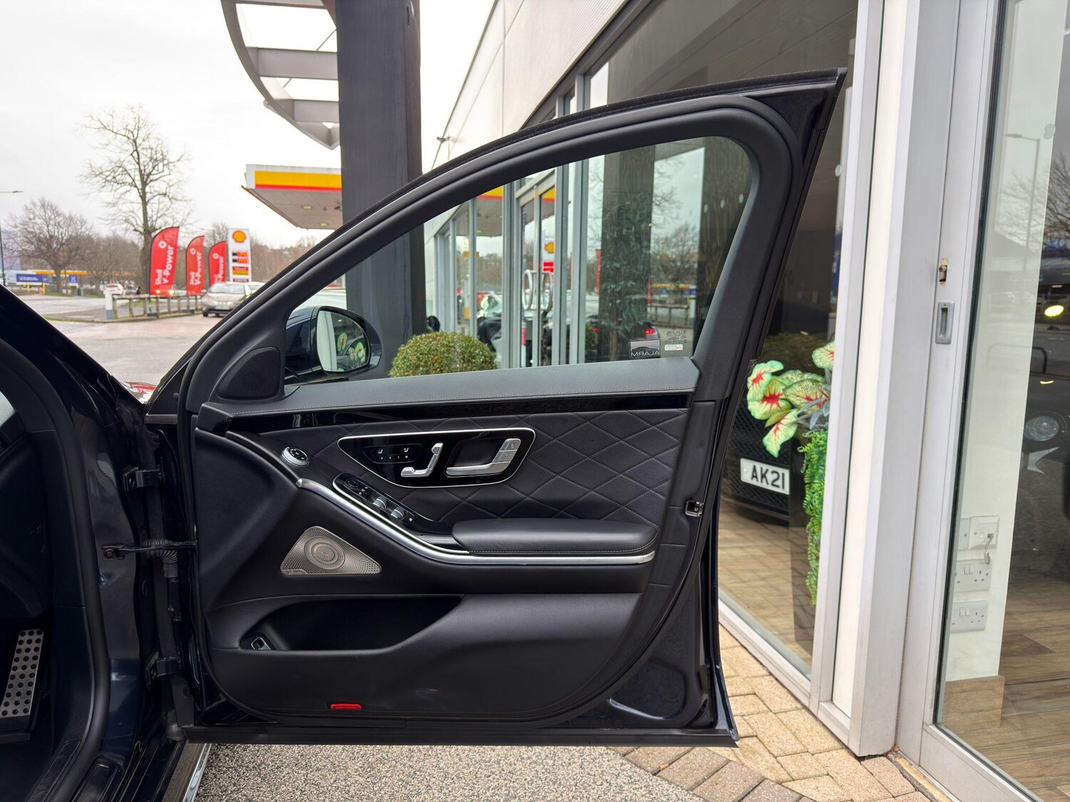 Used Mercedes-Benz S Class for sale - 77625002: Photo 59