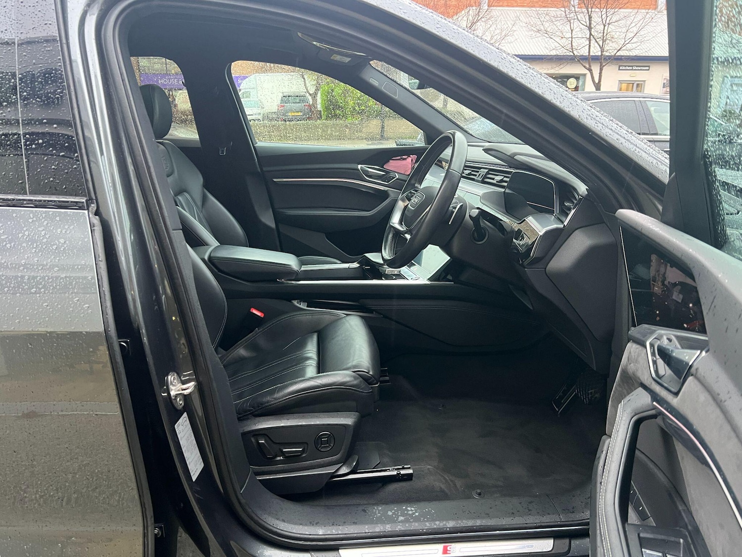 Used Audi e-tron 2021 for sale - 76572875: Photo 19