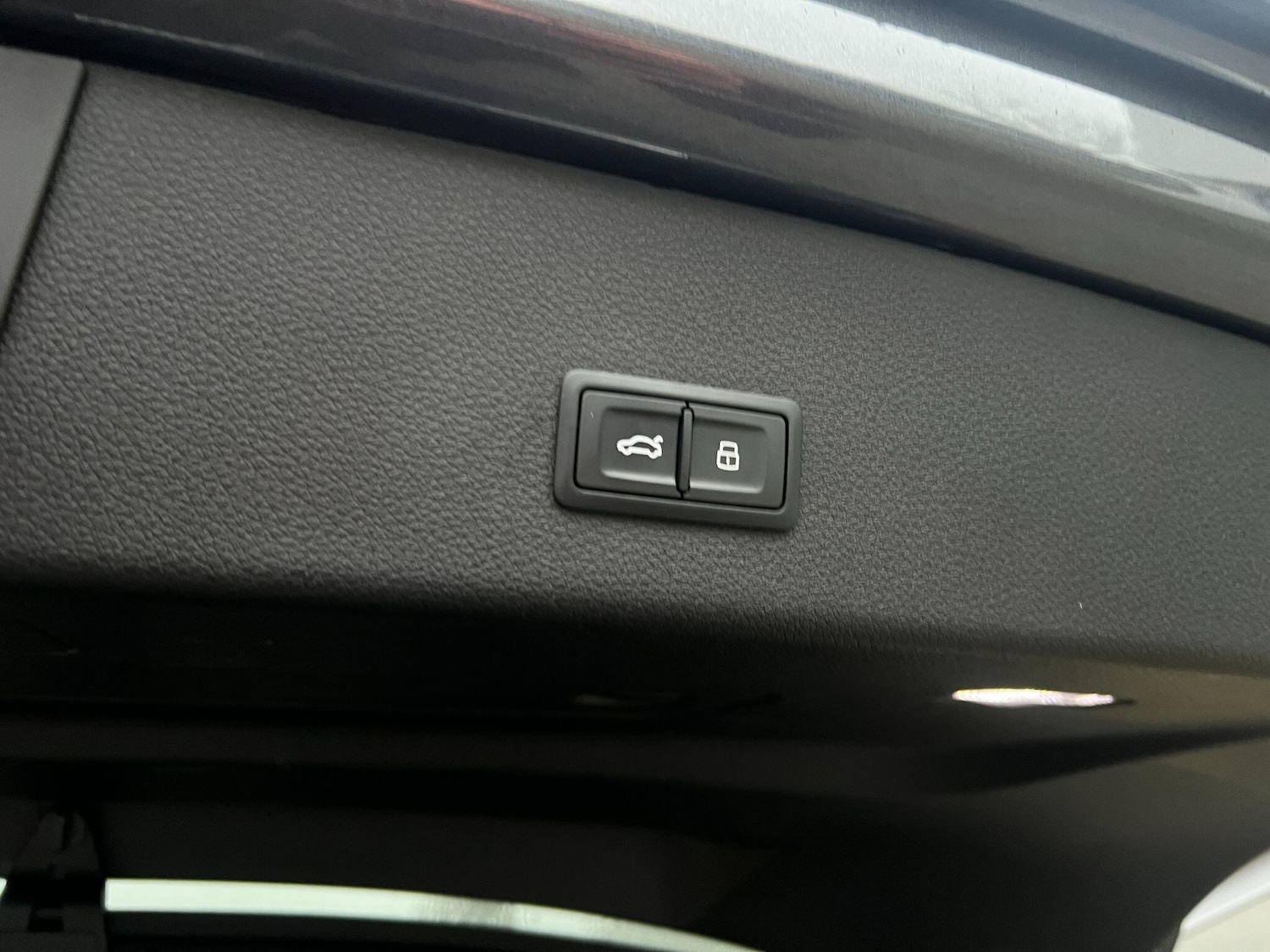 Used Audi e-tron 2021 for sale - 76572875: Photo 38