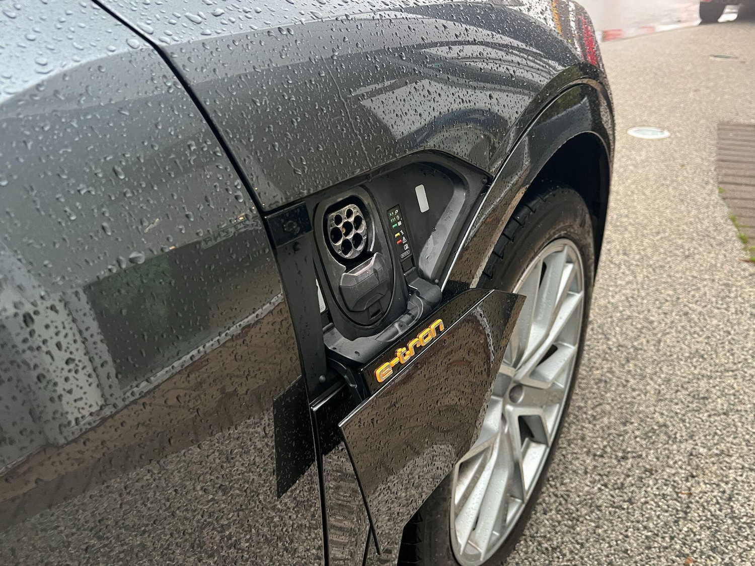 Used Audi e-tron 2021 for sale - 76572875: Photo 73