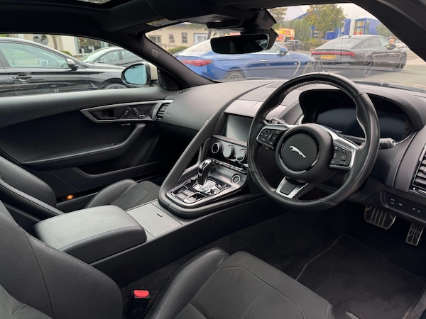 Used Jaguar F-Type 2019 for sale - 75634422: Photo 10