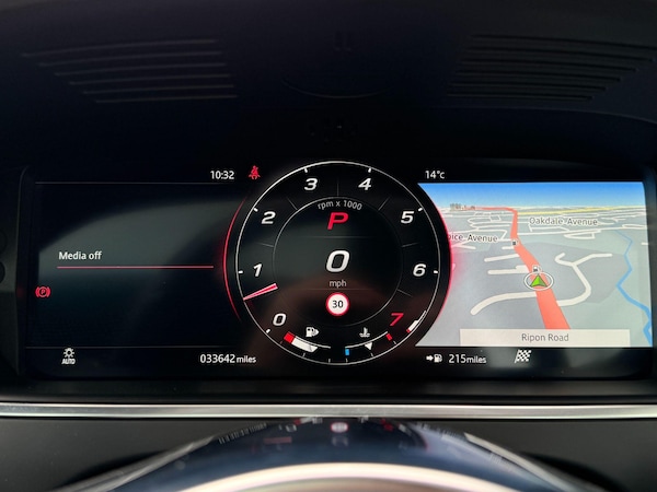 Used Jaguar F-Type 2019 for sale - 75634422: Photo 29