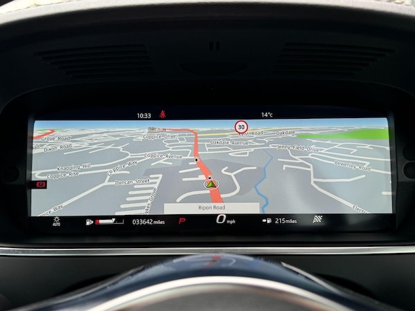 Used Jaguar F-Type 2019 for sale - 75634422: Photo 30