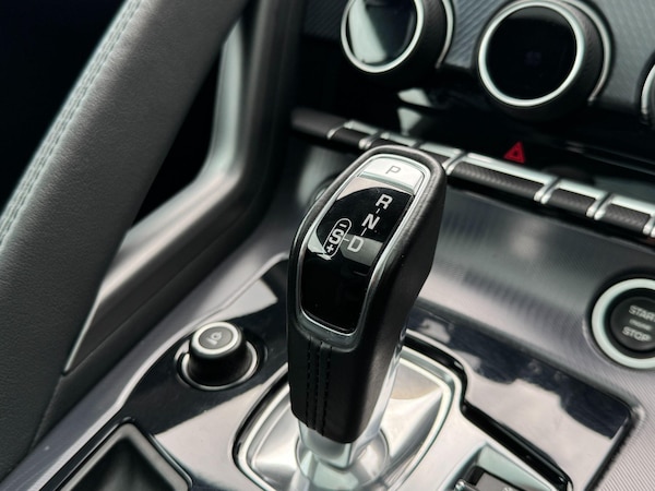 Used Jaguar F-Type 2019 for sale - 75634422: Photo 45
